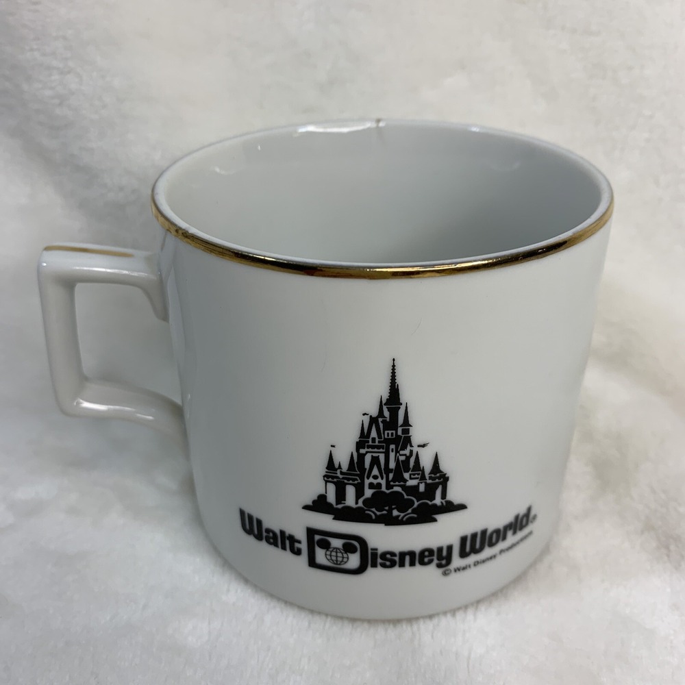 Vintage Walt Disney World Castle Gold Rim Coffee Mug Cup Disney Production Japan